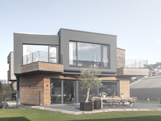 BRUDEK woning met PVC ramen en deuren